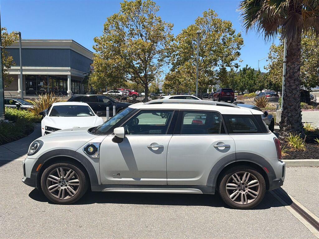2022 MINI Countryman Cooper SE