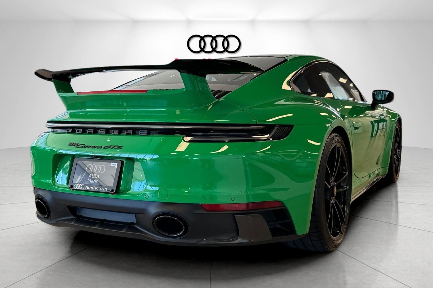 2023 Porsche 911 Carrera GTS