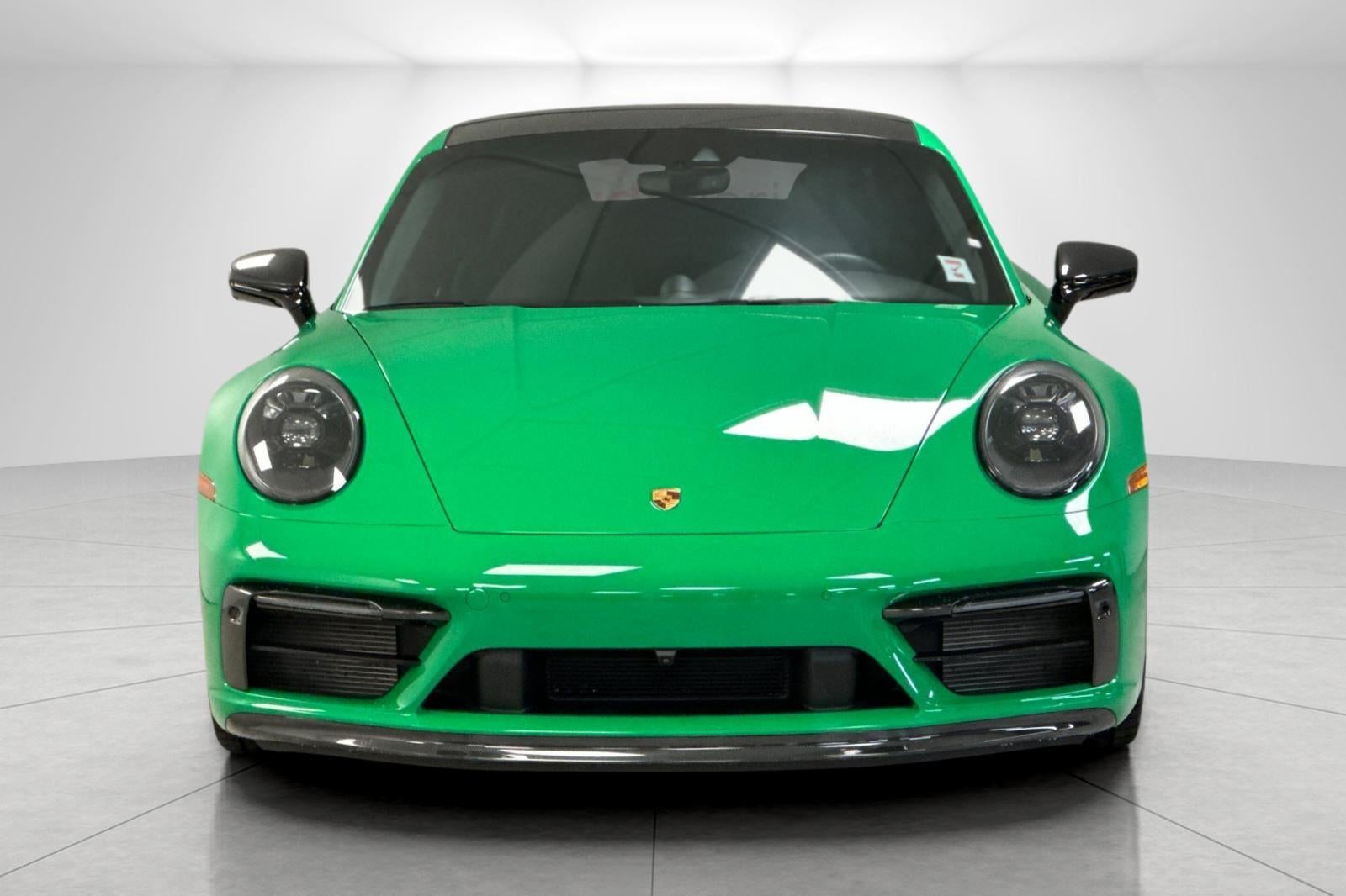 2023 Porsche 911 Carrera GTS