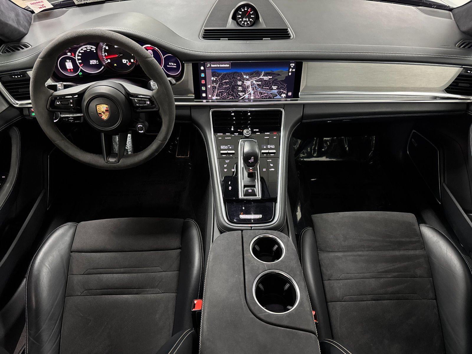 2022 Porsche Panamera GTS