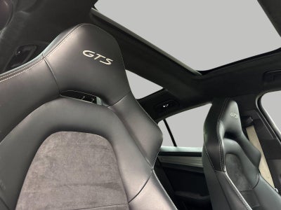 2022 Porsche Panamera GTS