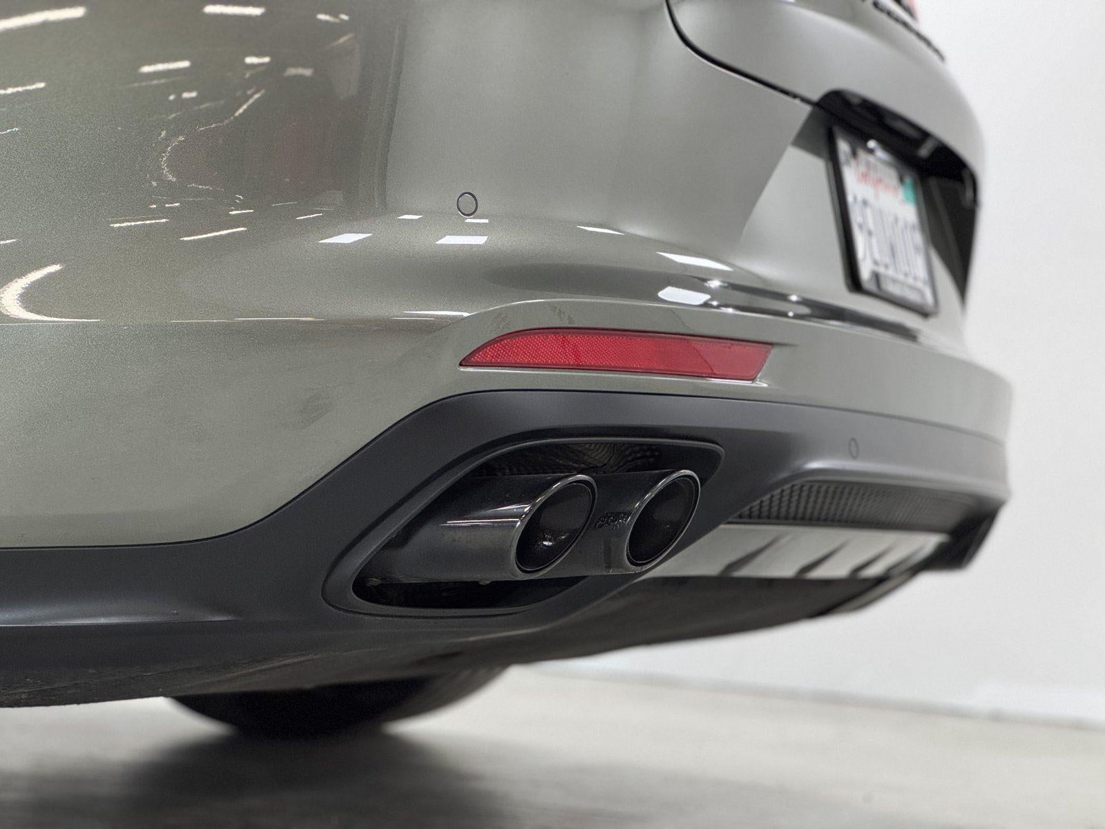 2022 Porsche Panamera GTS