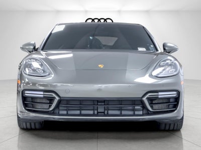 2022 Porsche Panamera GTS