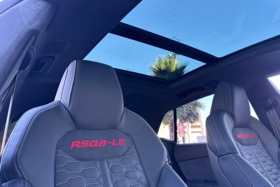 2025 Audi RS Q8 performance