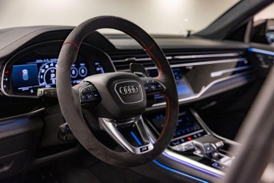 2025 Audi RS Q8 performance