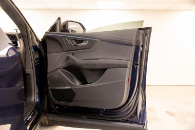 2025 Audi RS Q8 performance