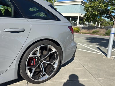 2025 Audi RS 6 Avant performance