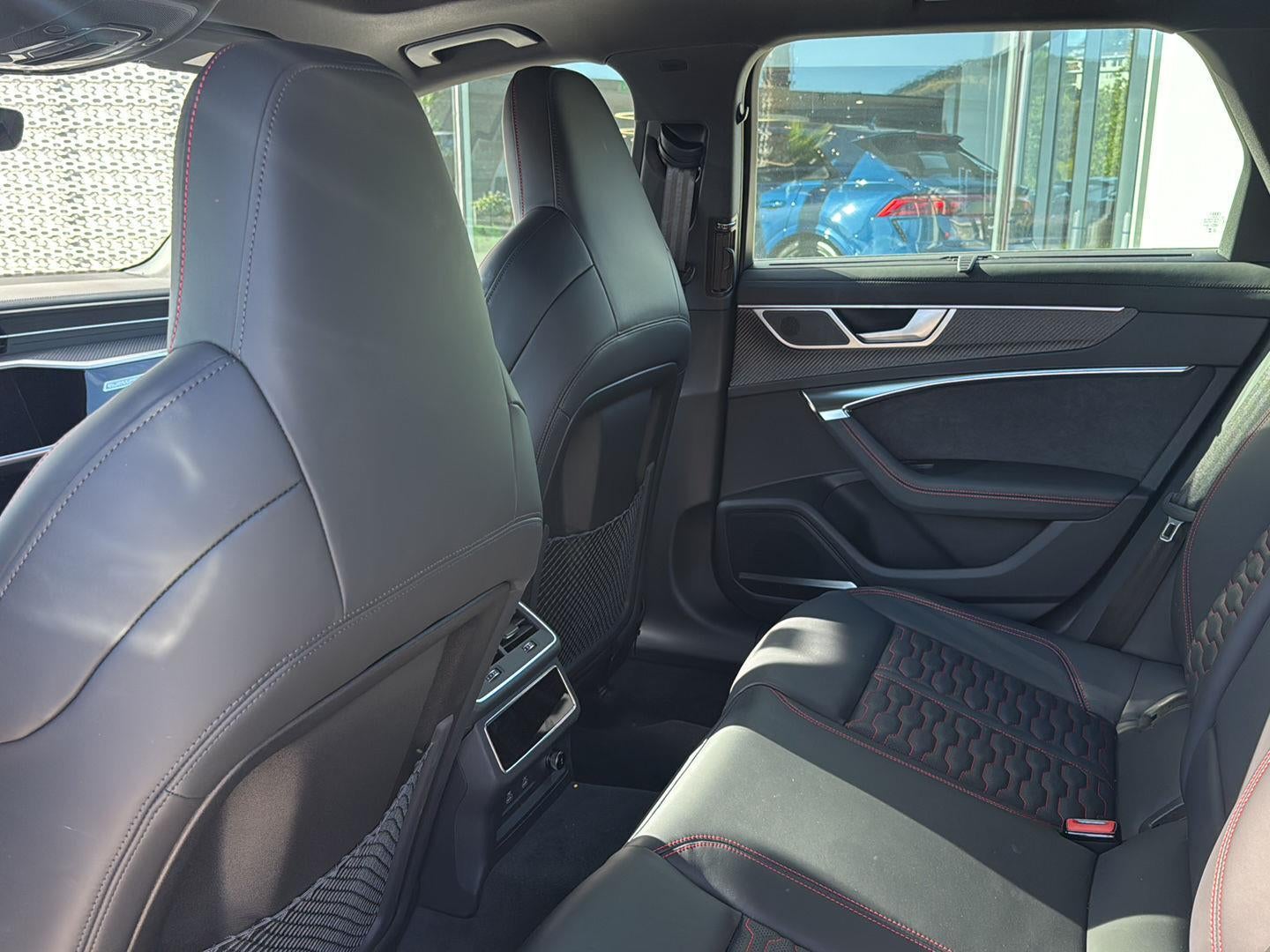 2025 Audi RS 6 Avant performance