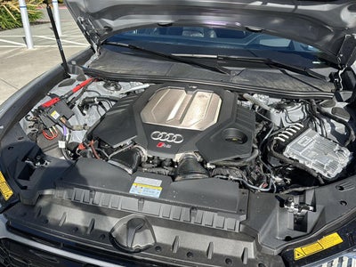 2025 Audi RS 6 Avant performance