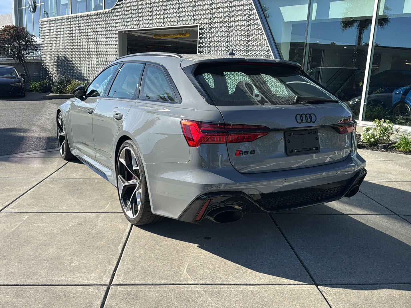 2025 Audi RS 6 Avant performance