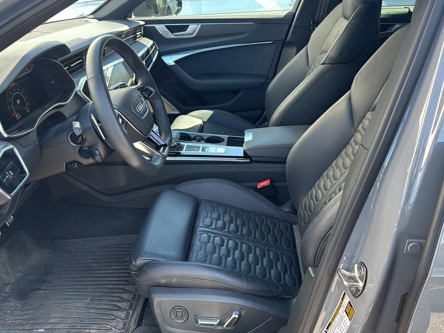 2025 Audi RS 6 Avant performance