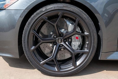 2025 Audi RS 6 Avant performance