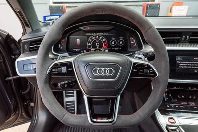 2025 Audi RS 6 Avant performance