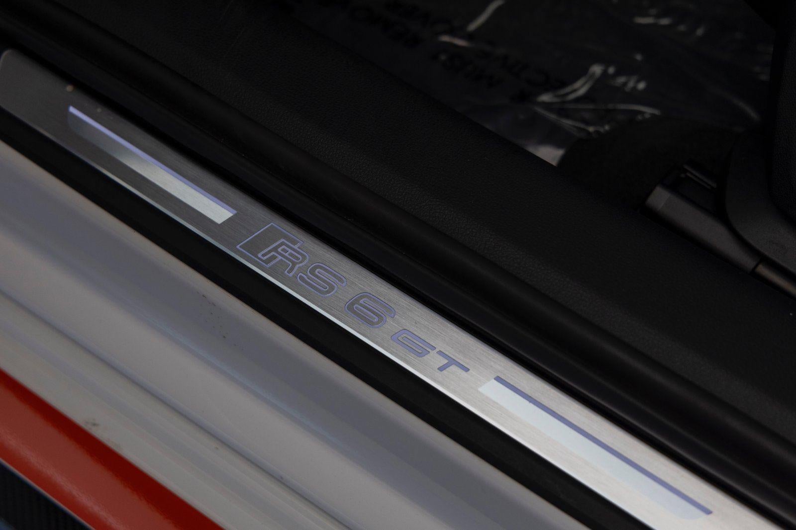 2025 Audi RS 6 Avant GT performance