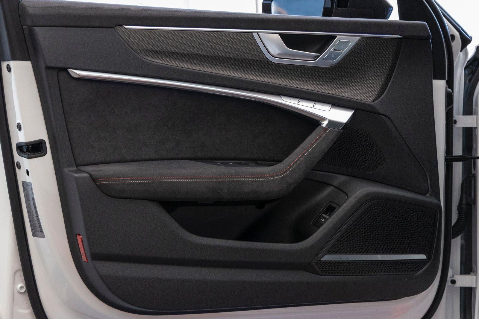 2025 Audi RS 6 Avant GT performance