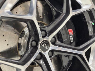 2024 Audi RS 6 Avant performance