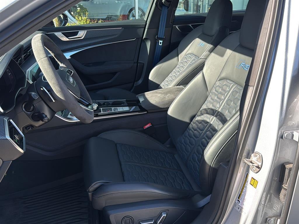 2025 Audi RS 6 Avant performance