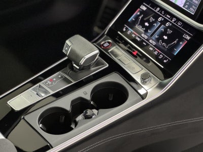 2025 Audi RS 6 Avant performance