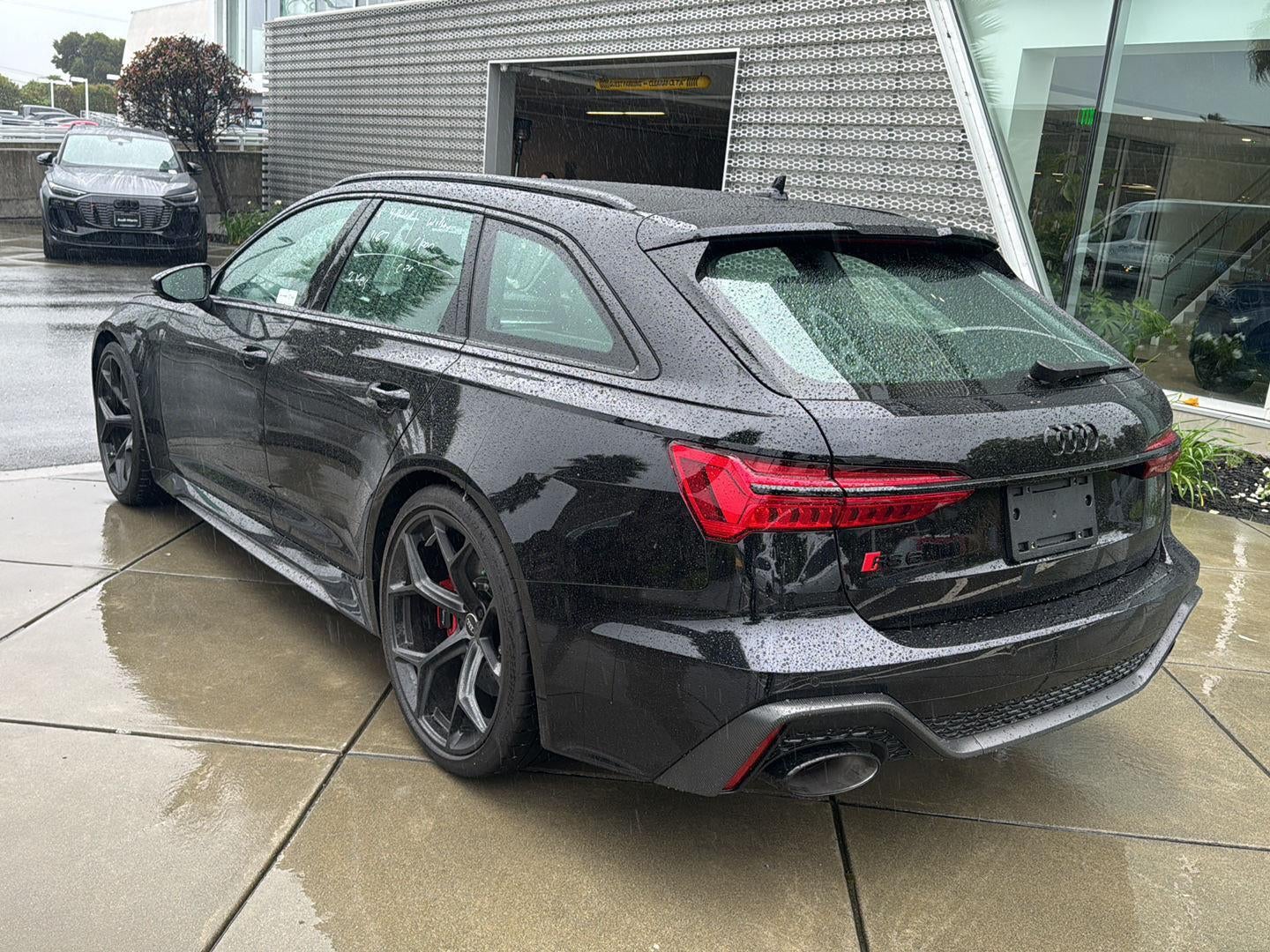 2026 Audi RS 6 Avant performance