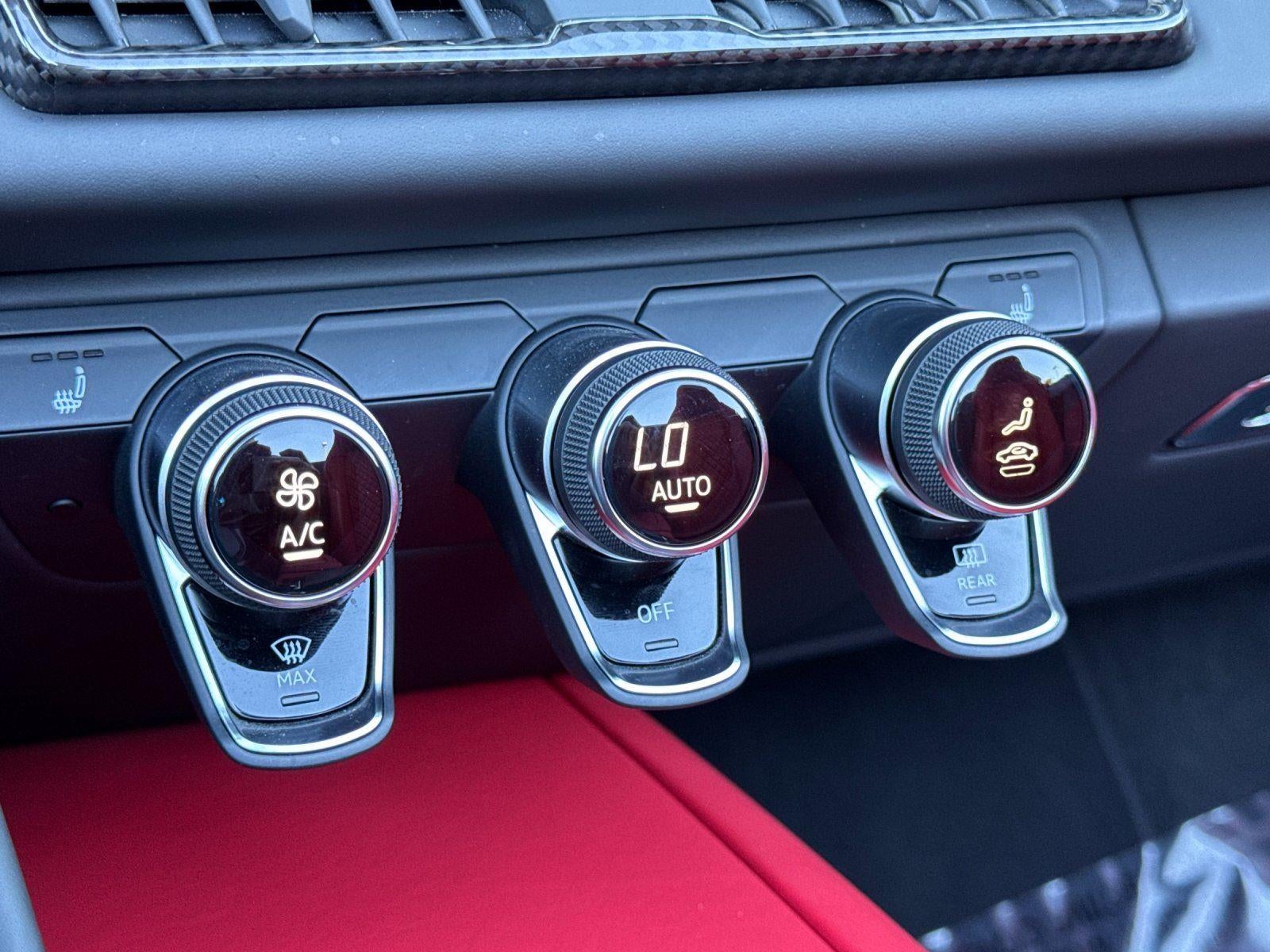 2023 Audi R8 Spyder V10 performance