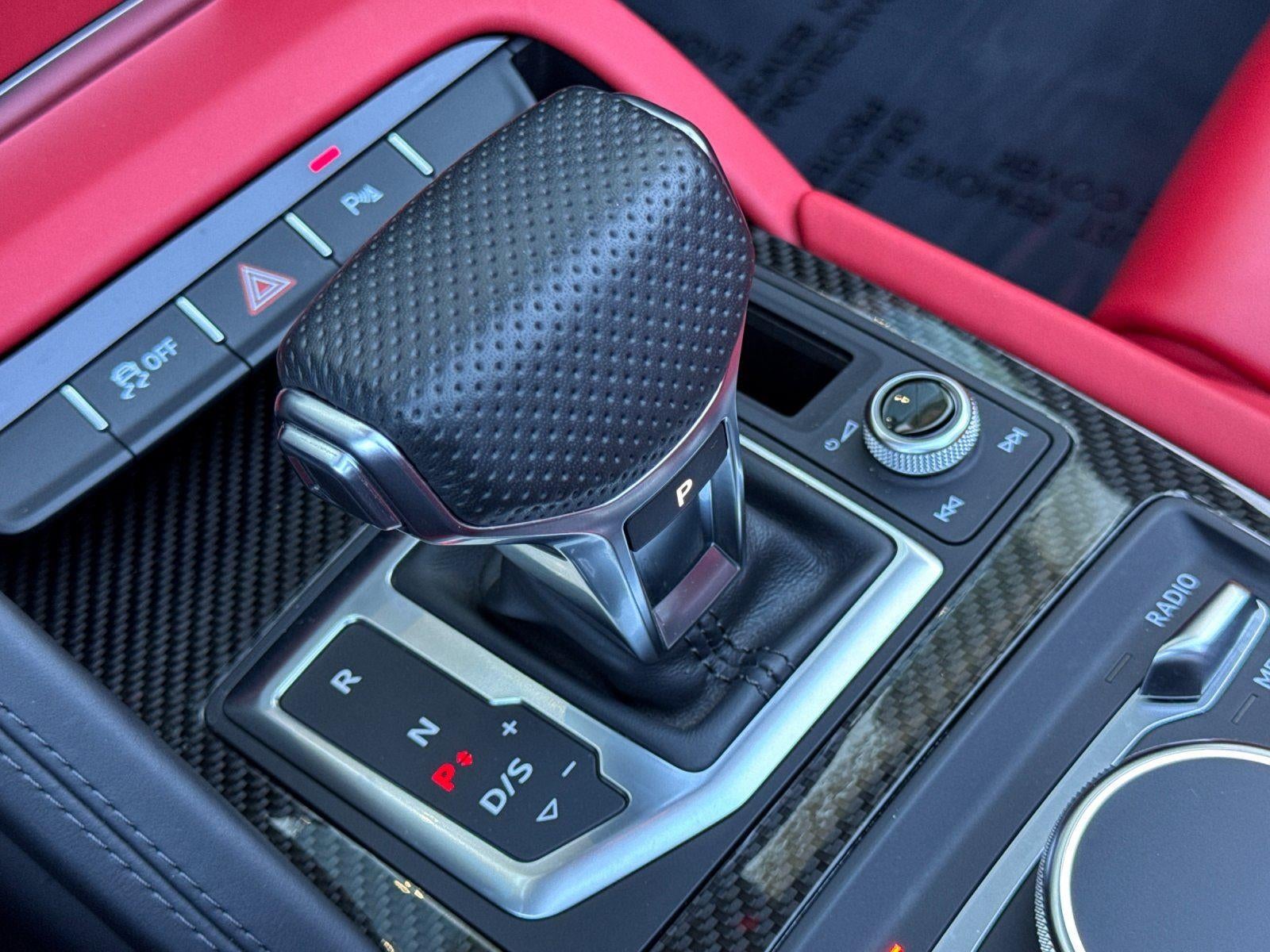 2023 Audi R8 Spyder V10 performance