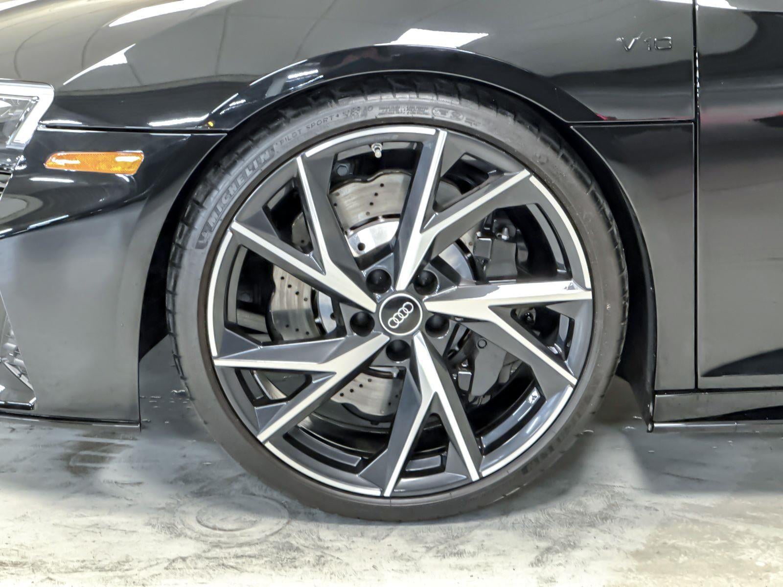 2023 Audi R8 Spyder V10 performance