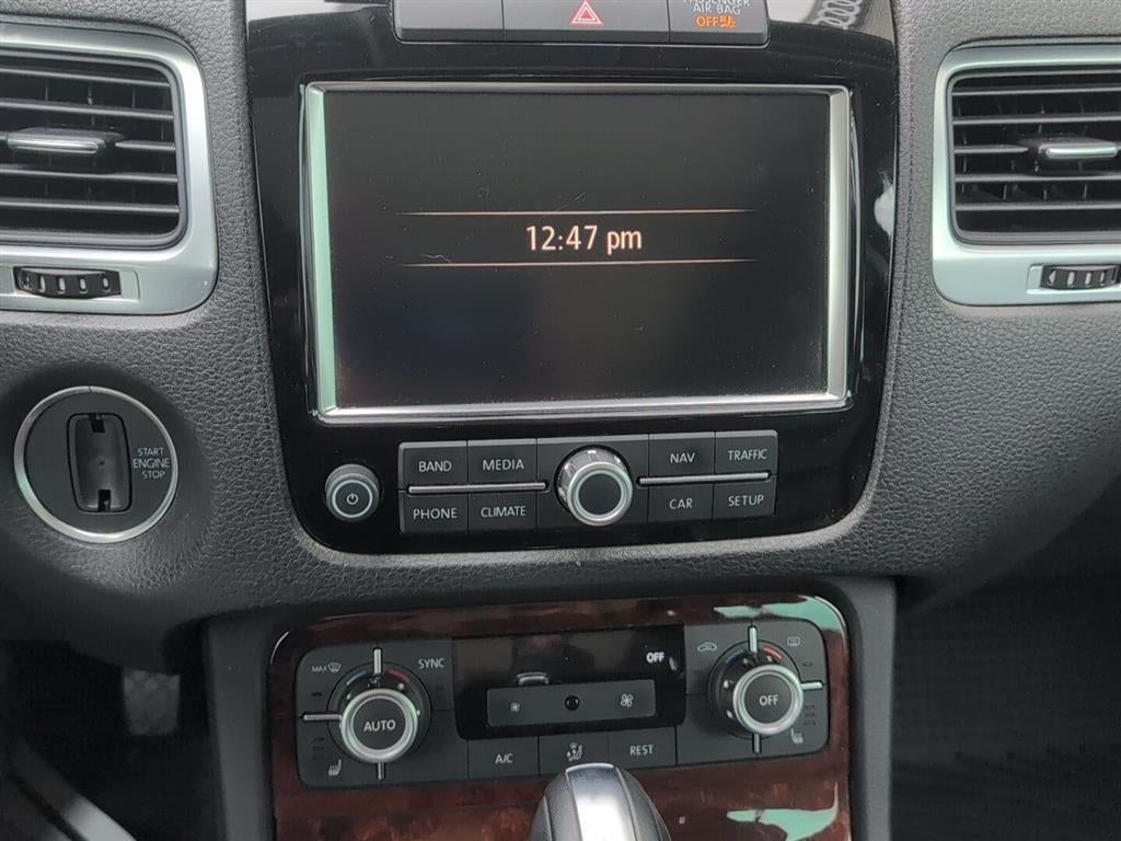 2014 Volkswagen Touareg Lux