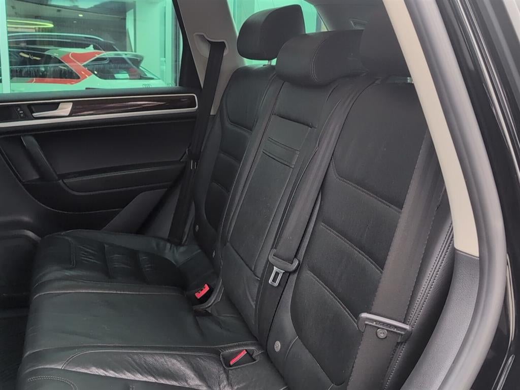 2014 Volkswagen Touareg Lux