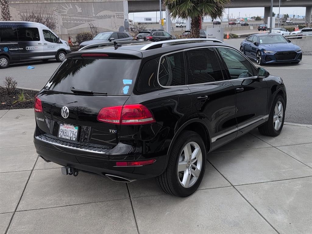 2014 Volkswagen Touareg Lux