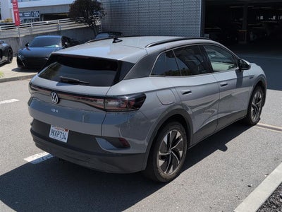 2022 Volkswagen ID.4 Pro