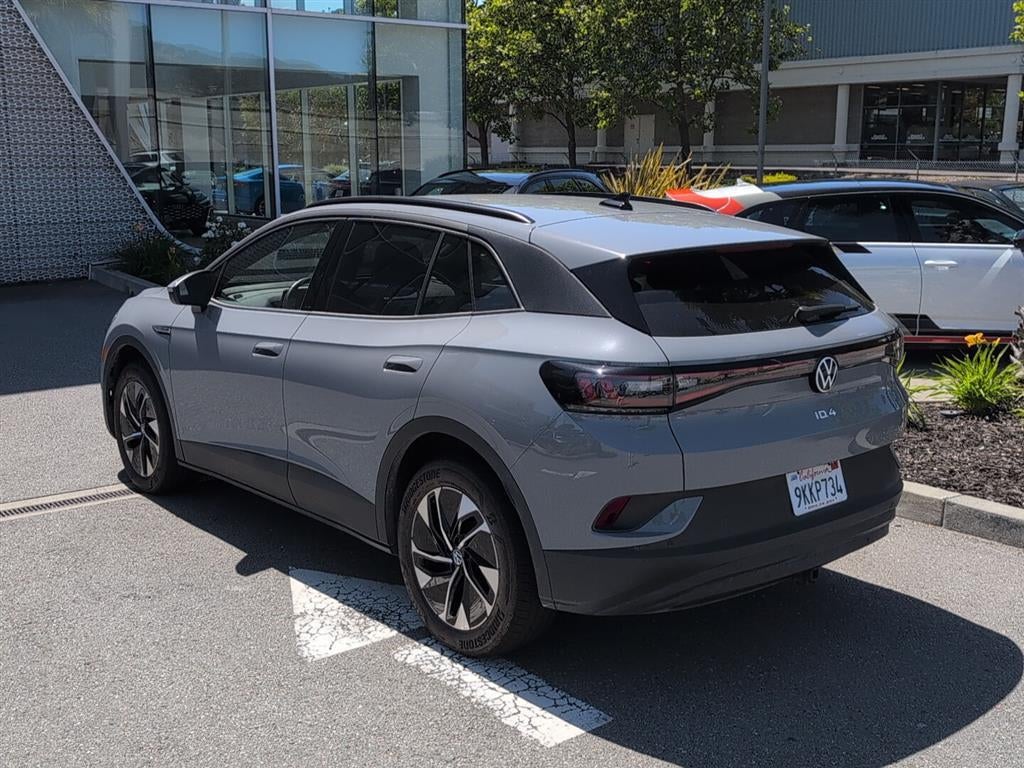 2022 Volkswagen ID.4 Pro