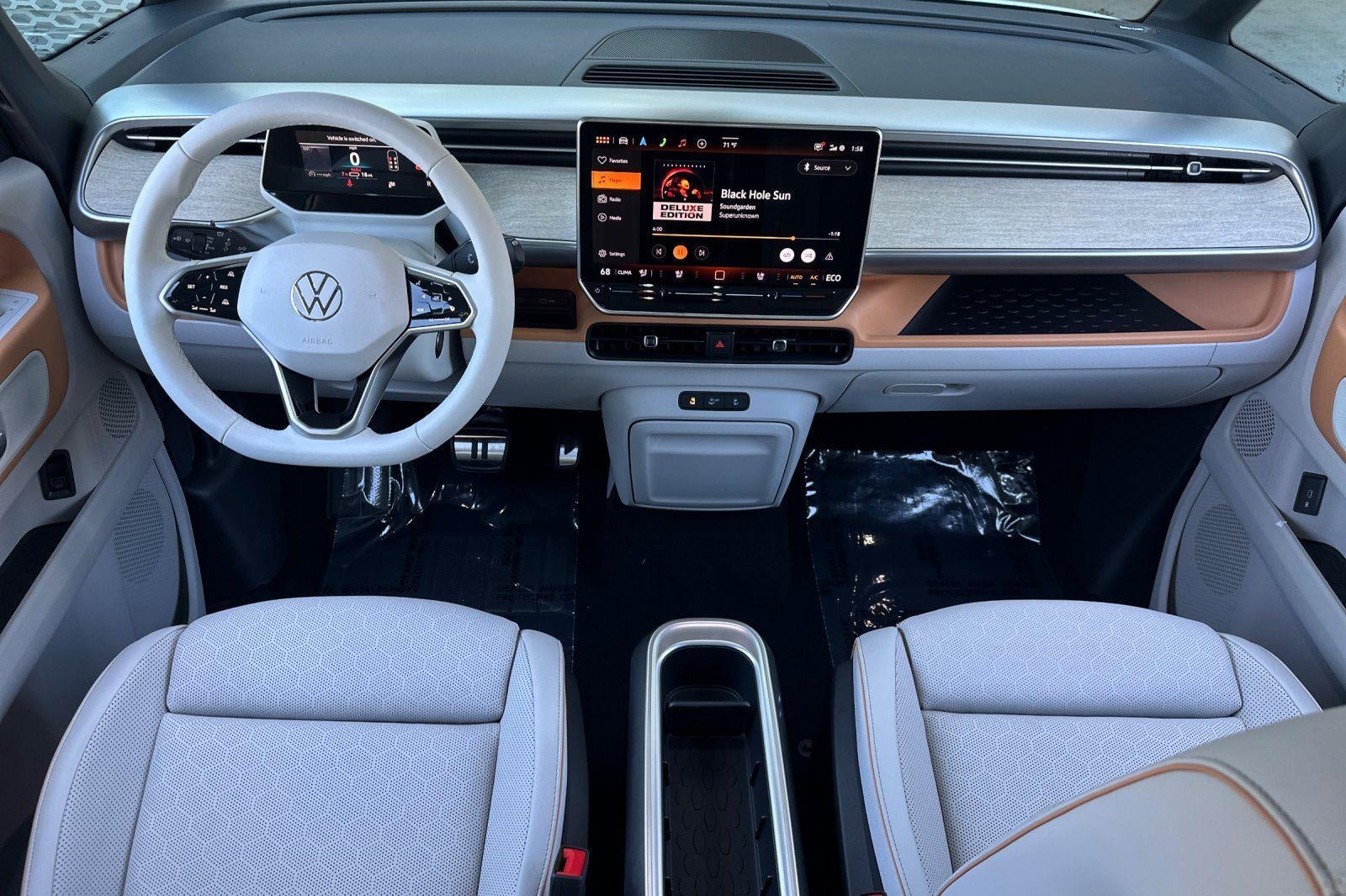 2025 Volkswagen ID. Buzz Pro S Plus