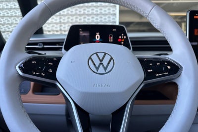 2025 Volkswagen ID. Buzz Pro S Plus