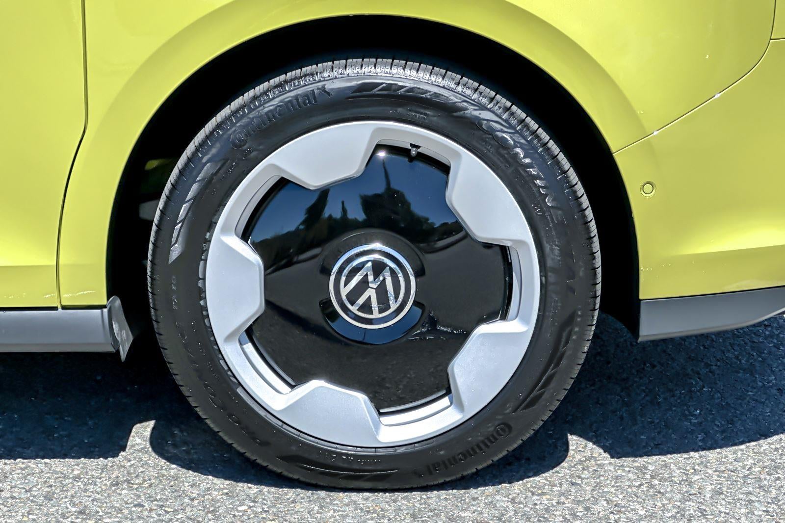 2025 Volkswagen ID. Buzz Pro S Plus