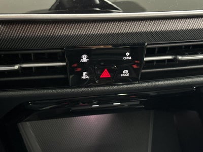 2025 Volkswagen Golf GTI SE