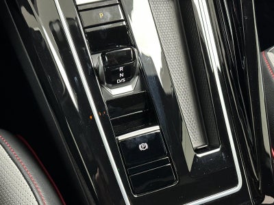 2025 Volkswagen Golf GTI SE