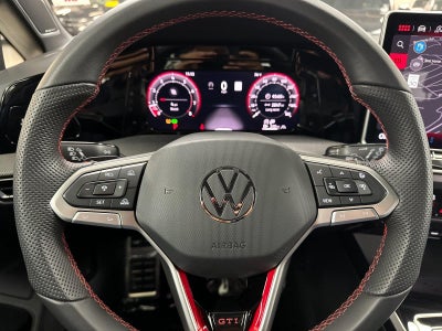 2025 Volkswagen Golf GTI SE