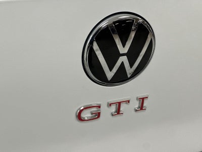 2025 Volkswagen Golf GTI SE