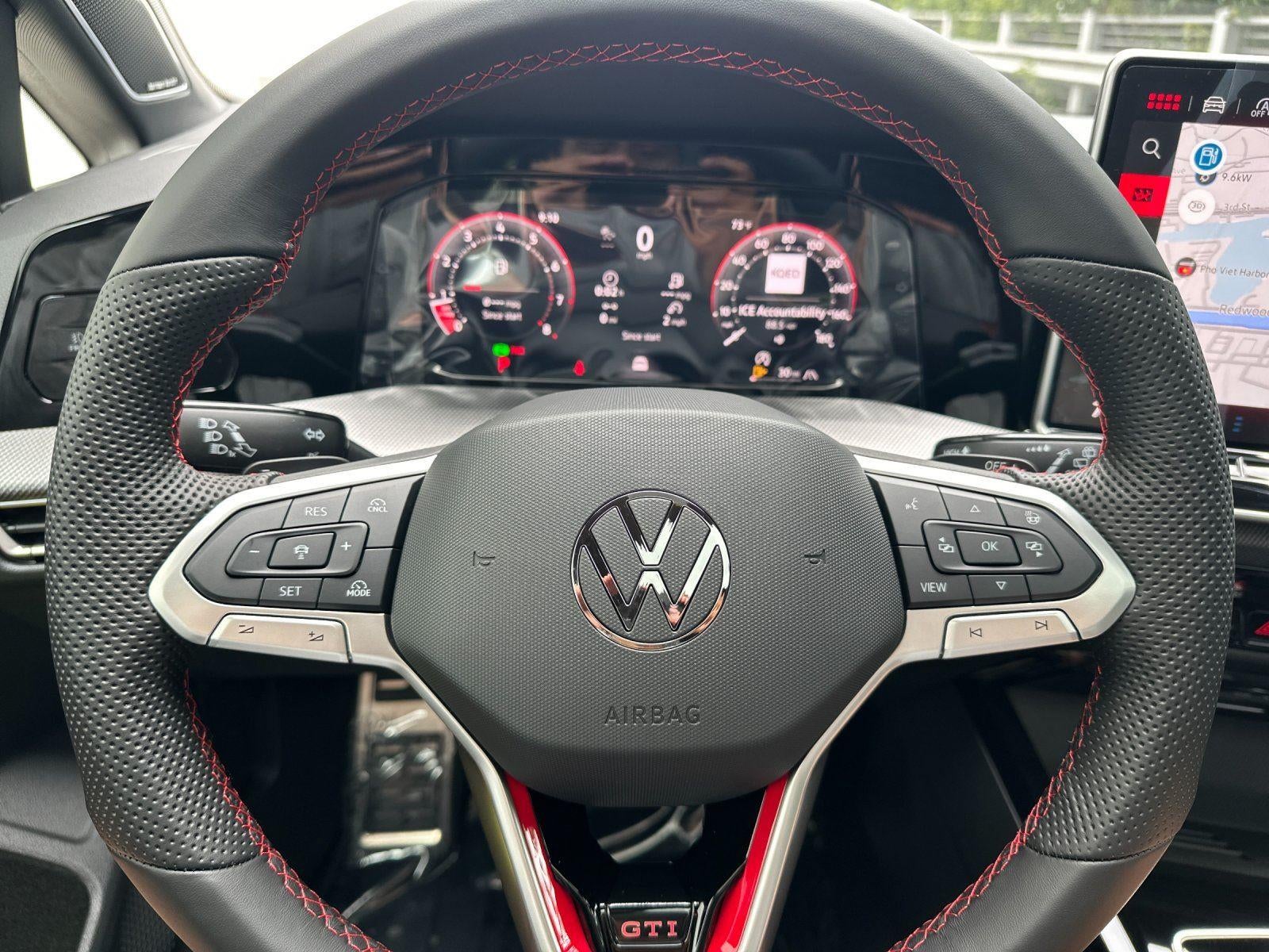 2026 Volkswagen Golf GTI SE