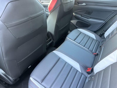2026 Volkswagen Golf GTI SE