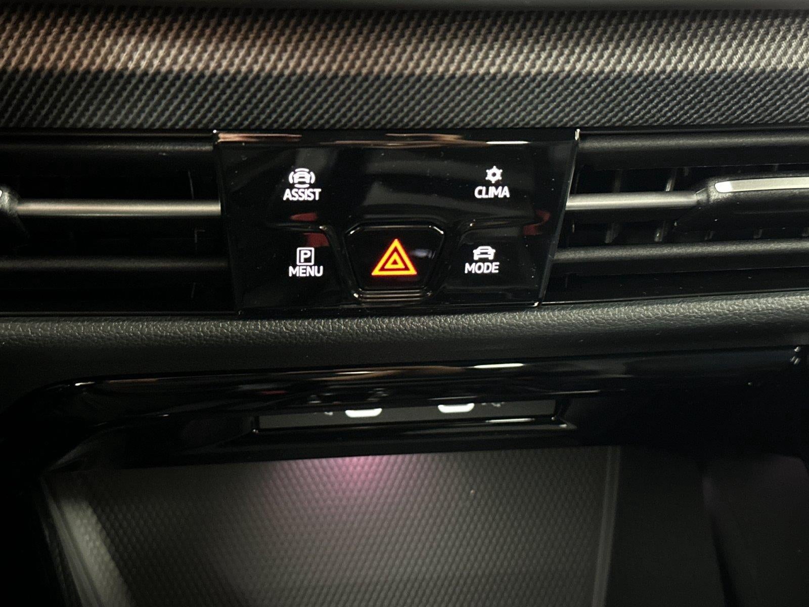 2026 Volkswagen Golf R 2.0T DSG
