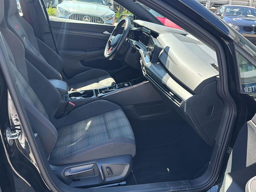 2024 Volkswagen Golf GTI S