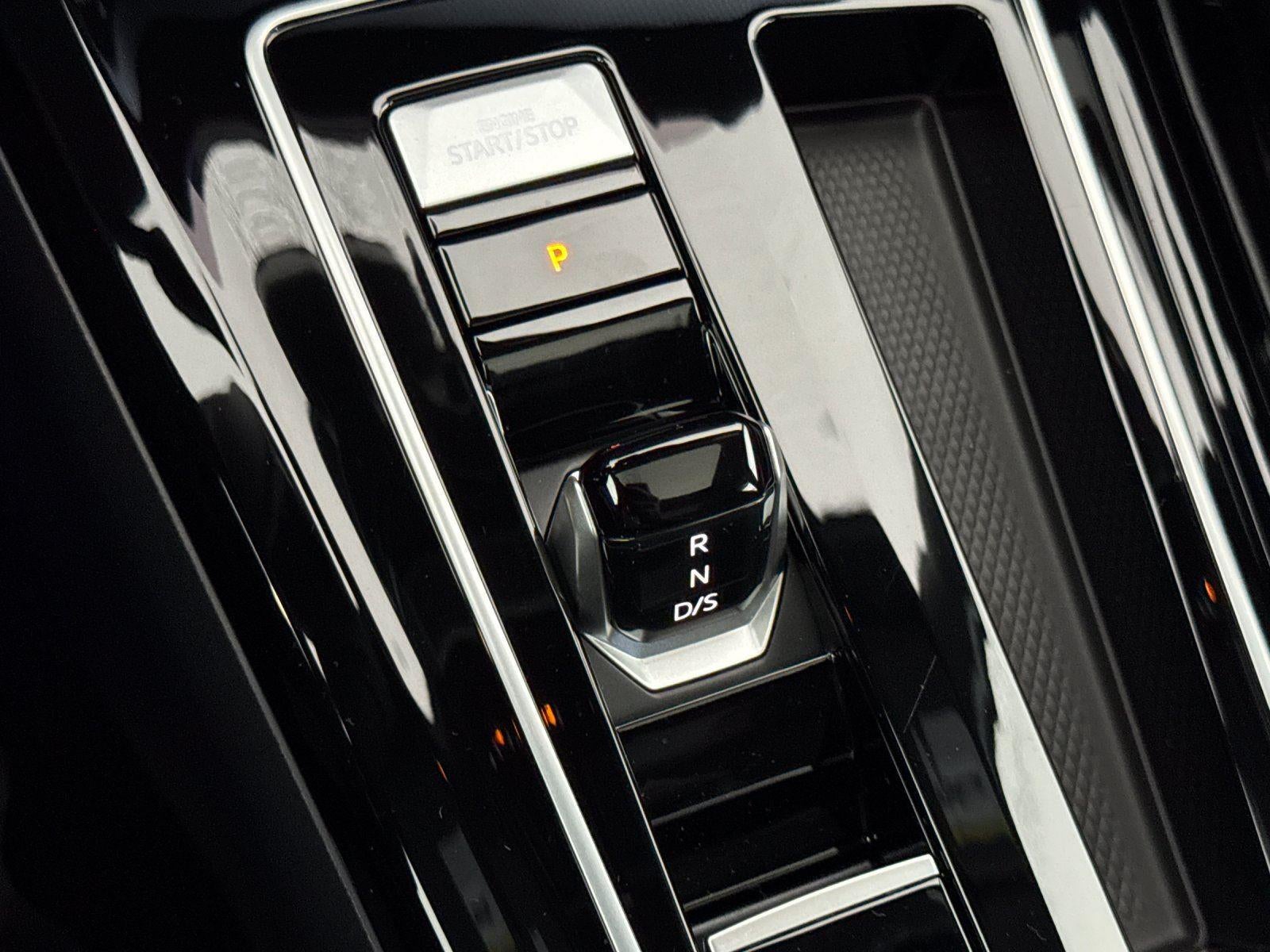 2026 Volkswagen Golf R 2.0T DSG