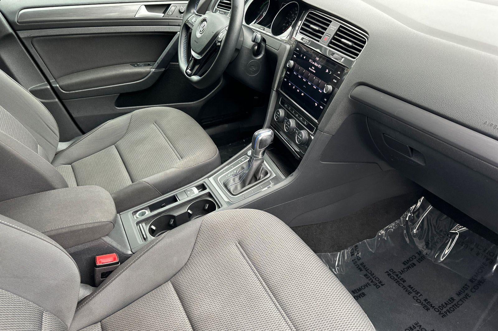 2019 Volkswagen e-Golf SE