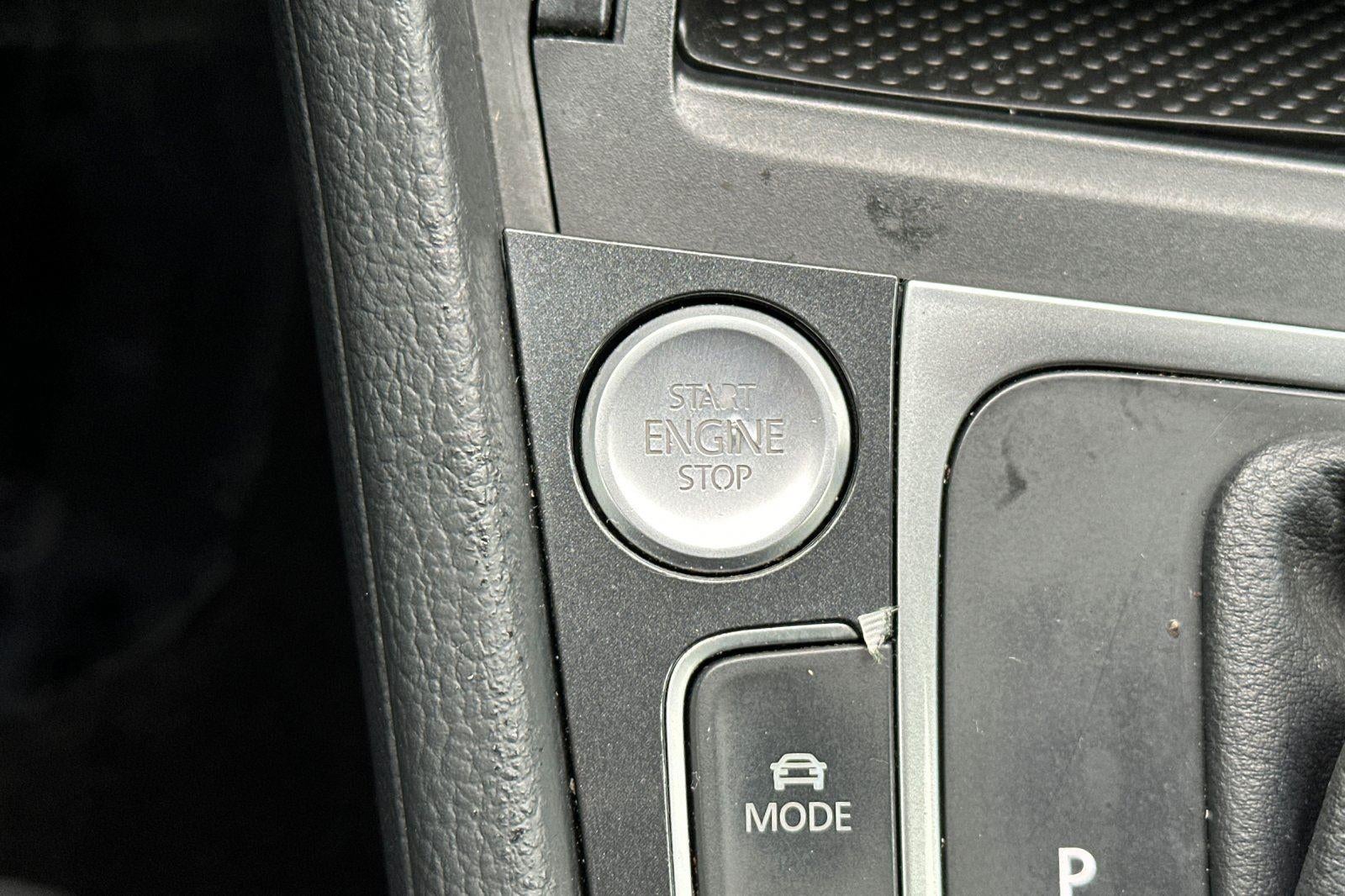 2019 Volkswagen e-Golf SE