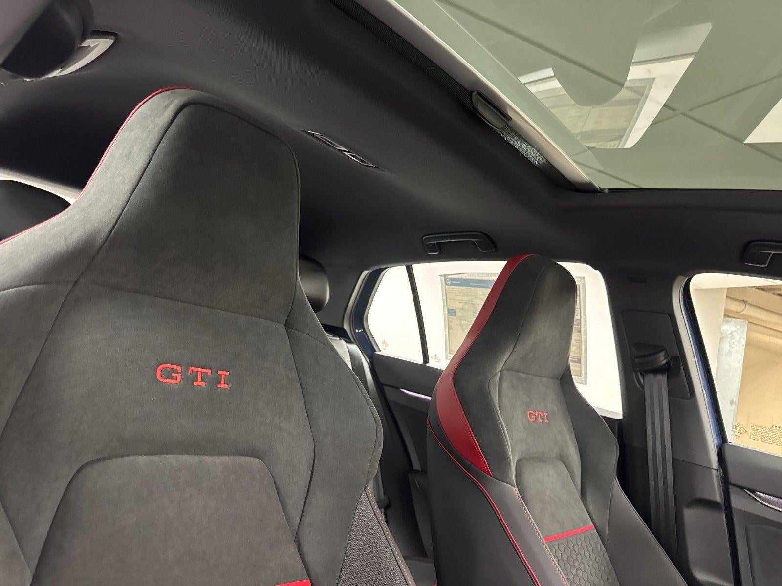 2026 Volkswagen Golf GTI SE