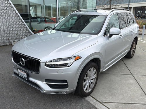2016 Volvo XC90 T6 Momentum