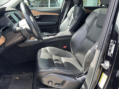 2022 Volvo XC90 Recharge Plug-In Hybrid Inscription Expression