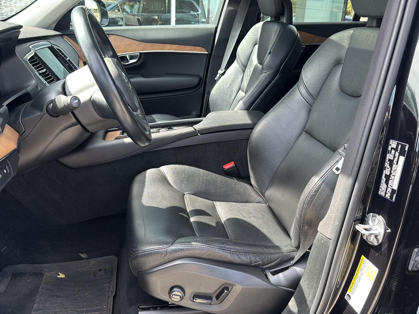 2022 Volvo XC90 Recharge Plug-In Hybrid Inscription Expression