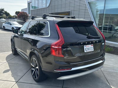 2022 Volvo XC90 Recharge Plug-In Hybrid Inscription Expression
